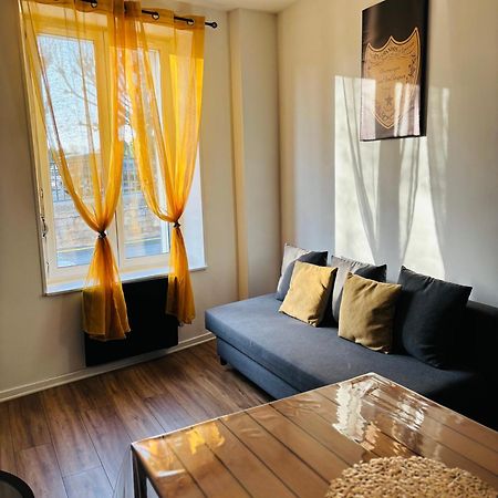 Fine Bulle En Champagne - 1 Chambre - Terrasse Epernay Bagian luar foto